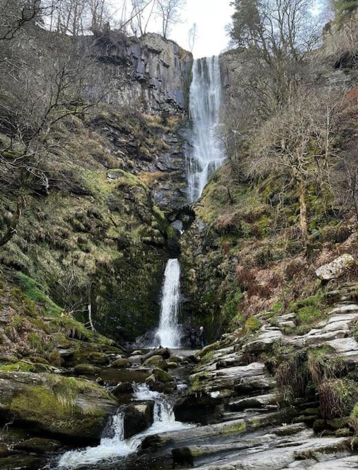 Annie'S Cottage Llanrhaeadr-ym-Mochnant Екстериор снимка