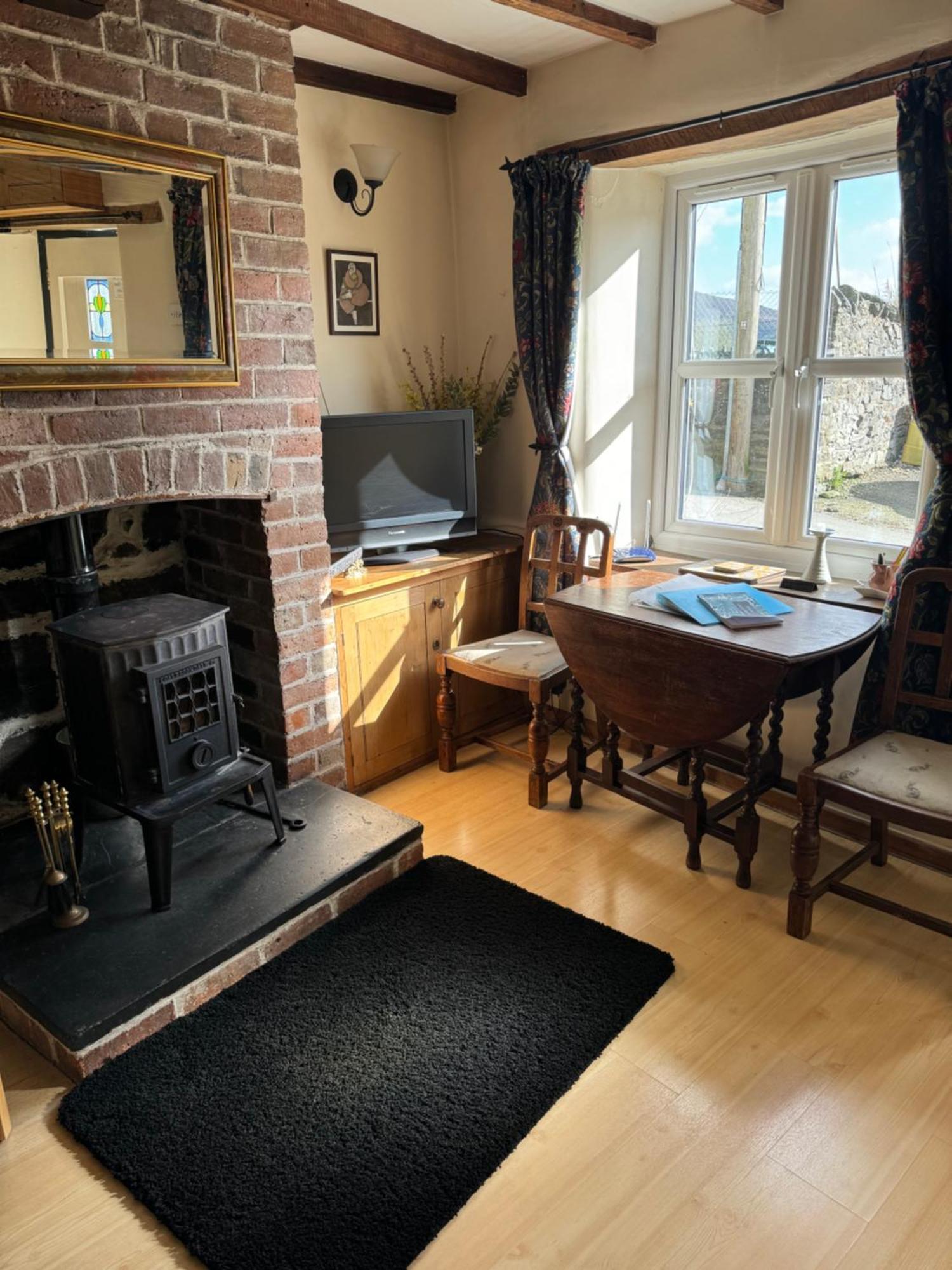 Annie'S Cottage Llanrhaeadr-ym-Mochnant Екстериор снимка