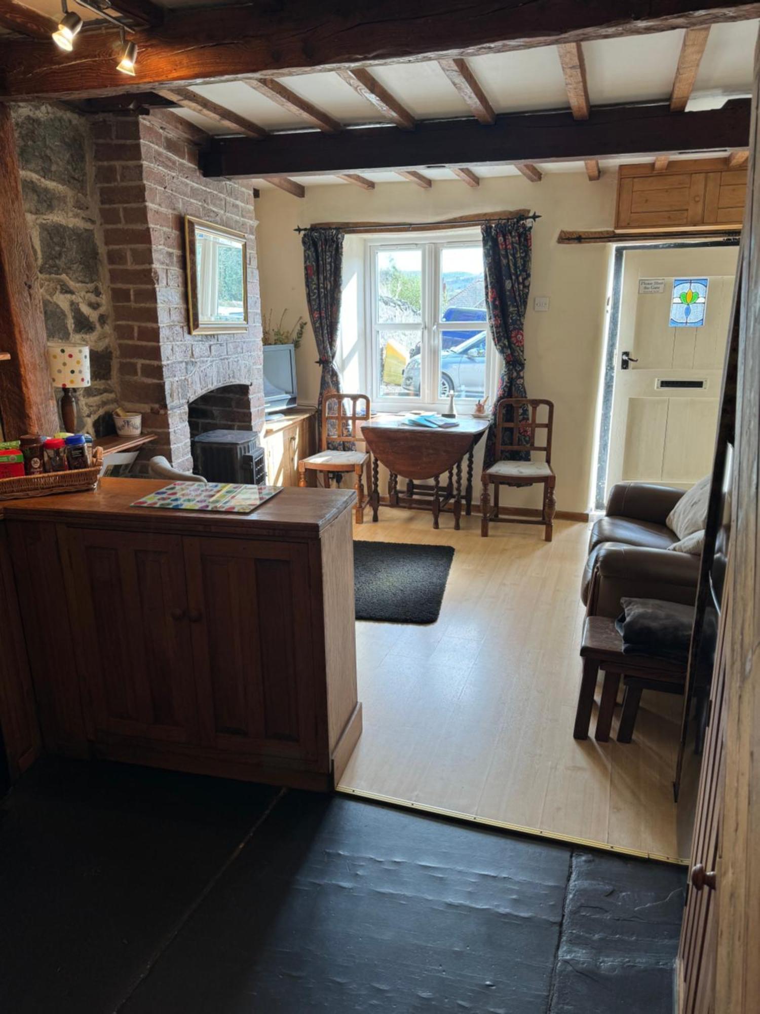 Annie'S Cottage Llanrhaeadr-ym-Mochnant Екстериор снимка