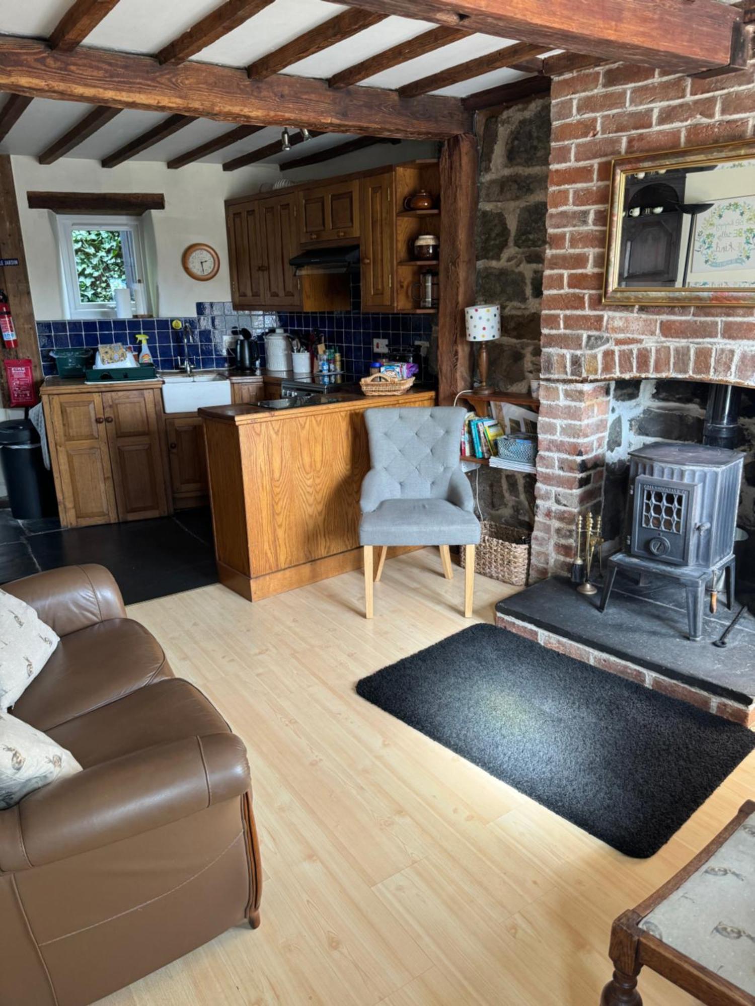 Annie'S Cottage Llanrhaeadr-ym-Mochnant Екстериор снимка